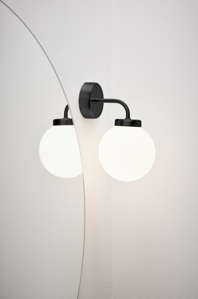 LAMPA HAFA GLOBE SVART MATT