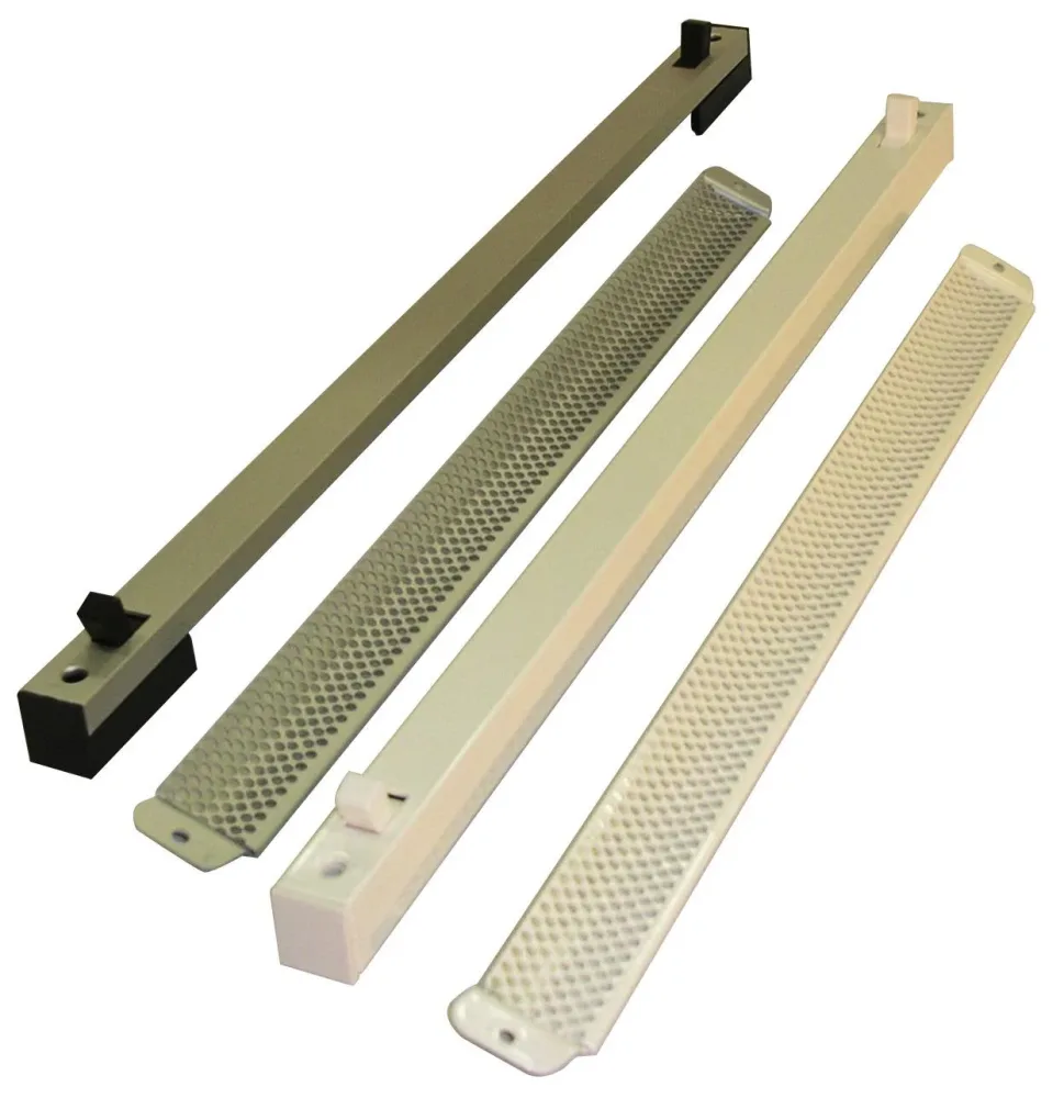 Biobe 1570 Spaltventil med galler, vitlackerad 585 mm